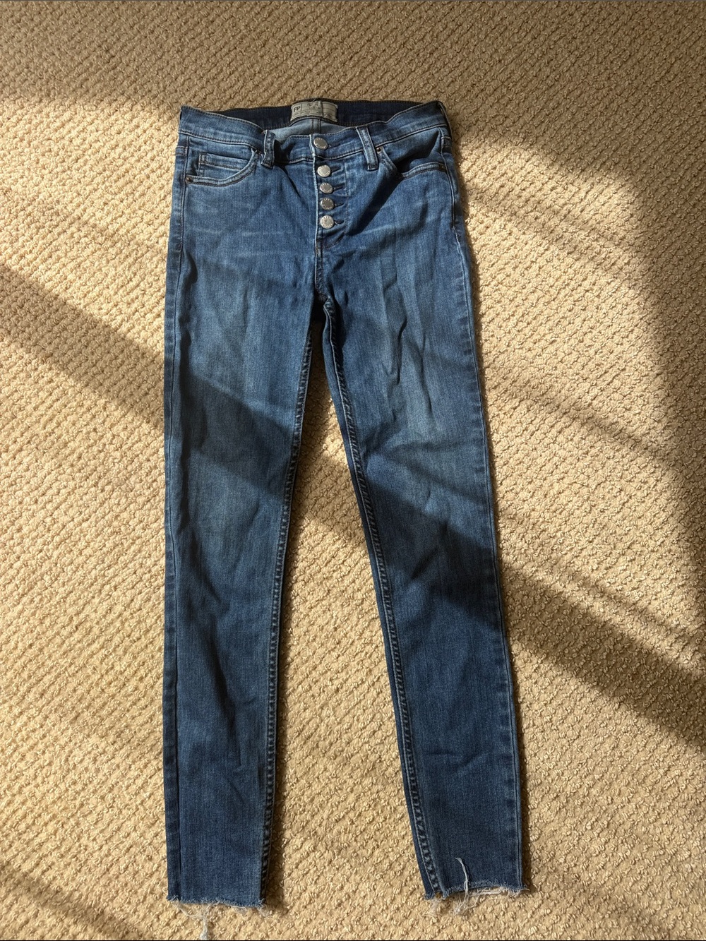 Free People Reagan Blue Button-Fly Skinny Jeans size 26